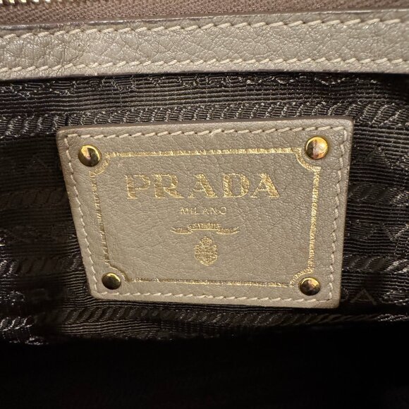 Authentic Prada Light tan shoulder bucket bag - Picture 11 of 16